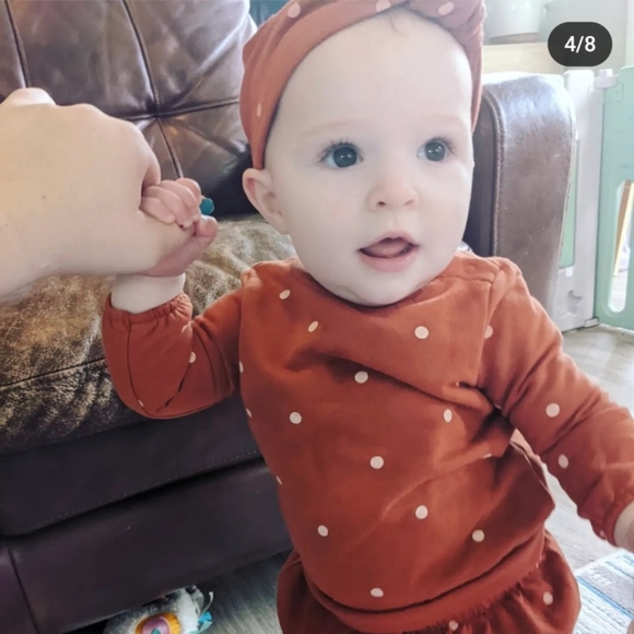 2/$10 pullover set - Picture 5 of 6